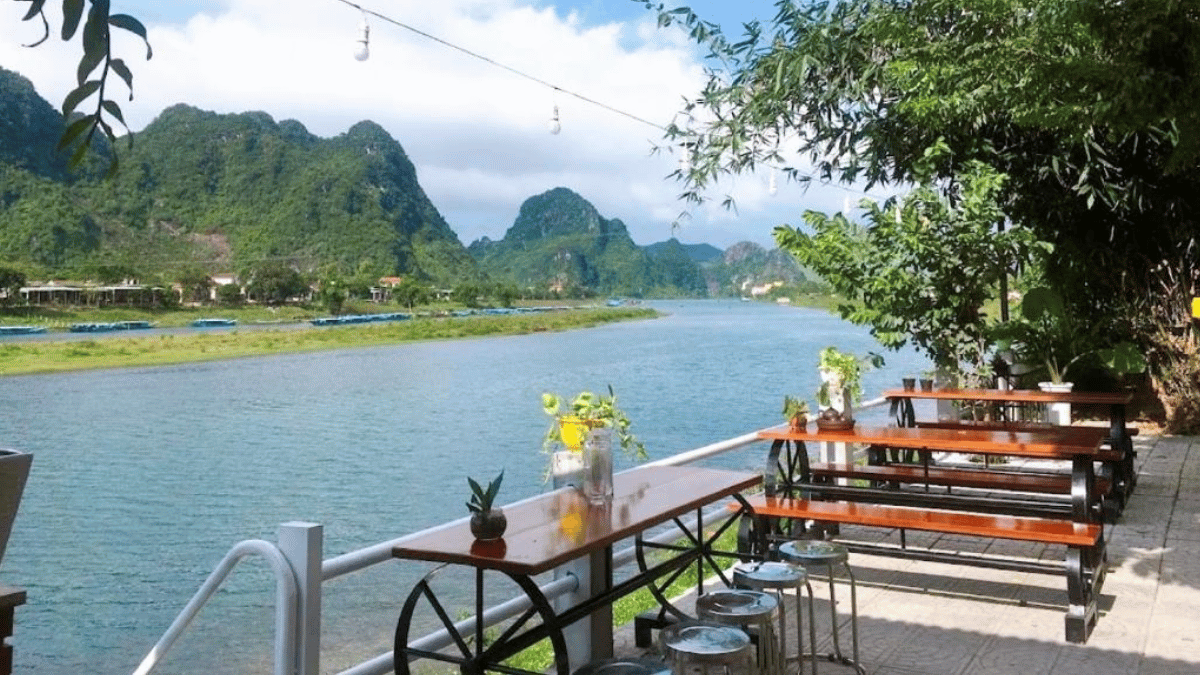 restaurant in phong nha