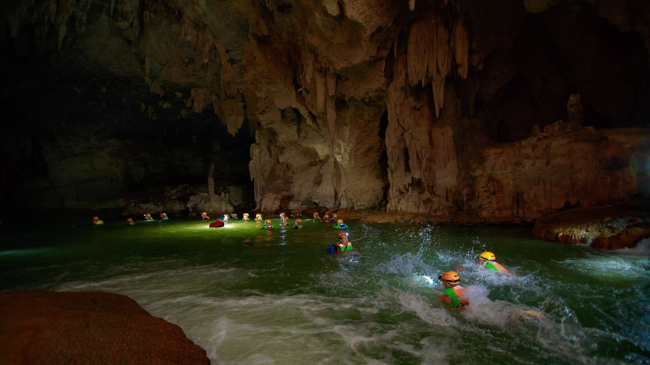 Top Experiences and Activities in the Tu Lan Cave System