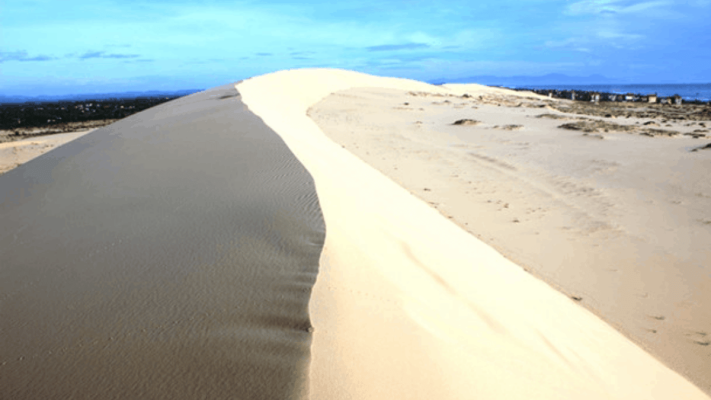 Quang Phu sand dunes