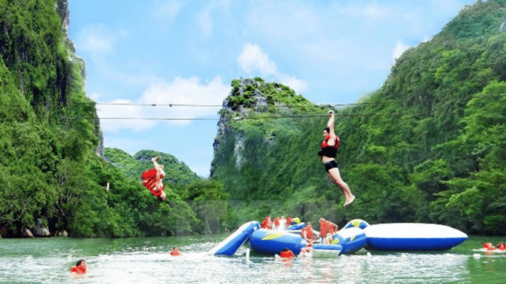 chay river dark cave