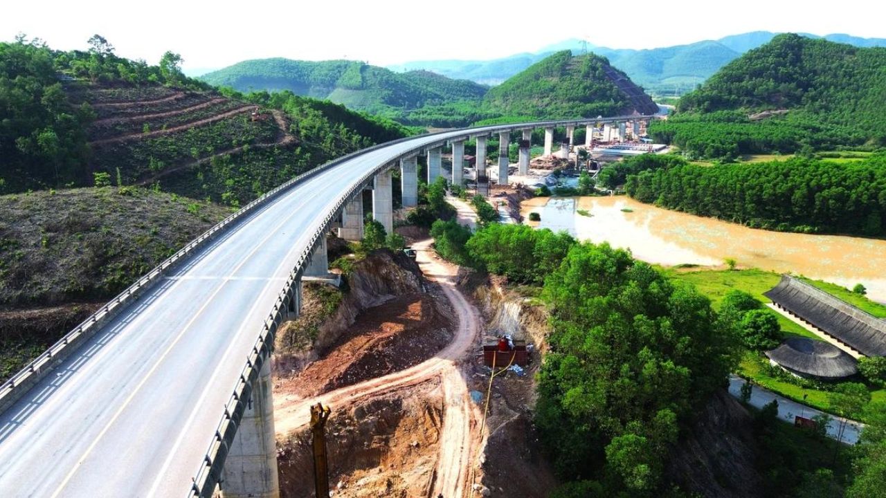How to Get From Phong Nha to Hue 5 Bests Choices For Your Trip