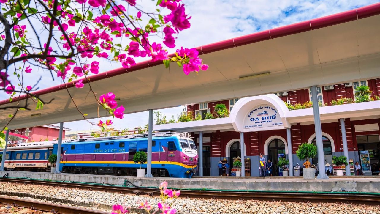Phong Nha Hue by train