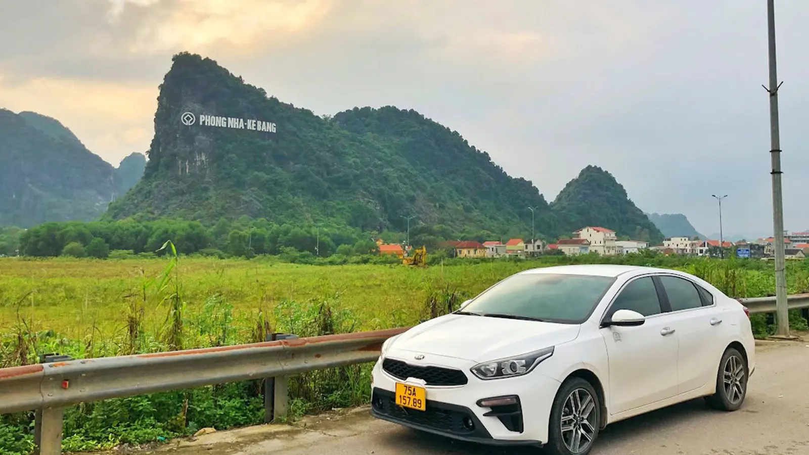 Ninh Binh to Phong Nha by private car